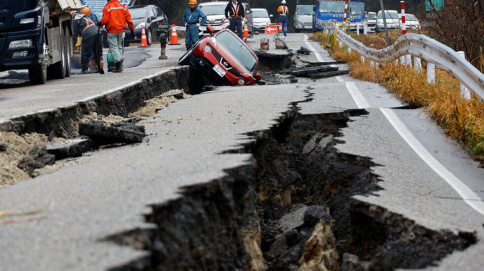  باحثون يكشفون عن ارتفاع مستوى الأرض أربعة أمتار بسبب زلزال اليابان 